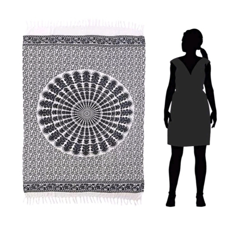 Indonesian White Sun Sarong - Picture 3 of 8